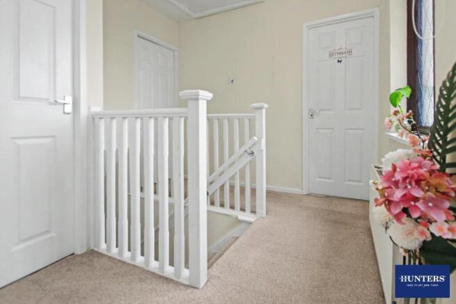 3 bed Semi-Detached for sale Image 11