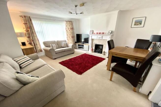 Living Room / Dining Room