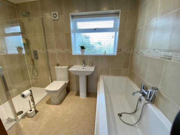 Ground Floor Bathroom