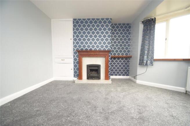 3 bed Semi-Detached to rent Image 5