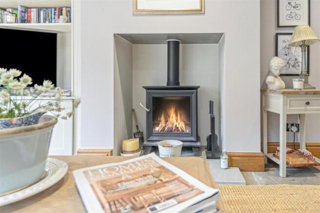4 bed Detached for sale Image 10
