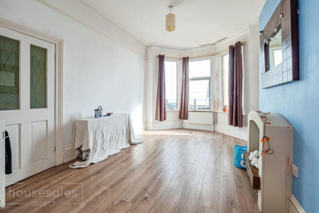 4 bed Terraced for sale Image 6