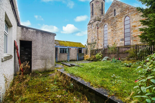 Russell Street, Chapelhall, Airdrie, Lanarkshire, ML6 photo 4