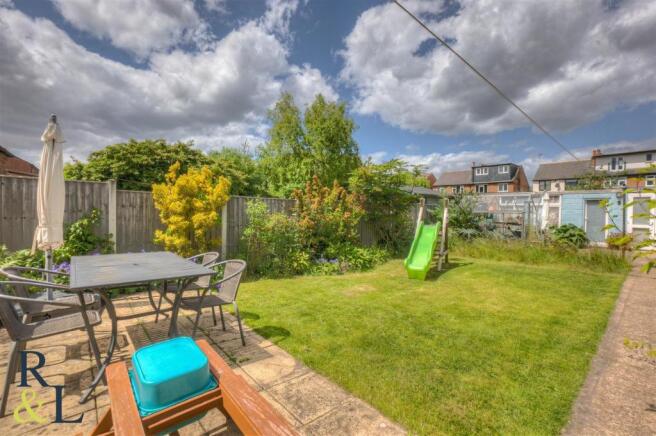 87 Eltham Rd Garden 1 2023.jpg