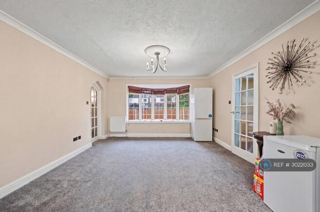 Living Room & Lounge