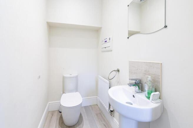 2 bed Terraced for sale Image 12