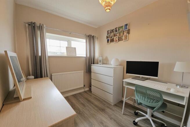 Makemores, Rayne, Braintree, Essex, CM77 photo 2