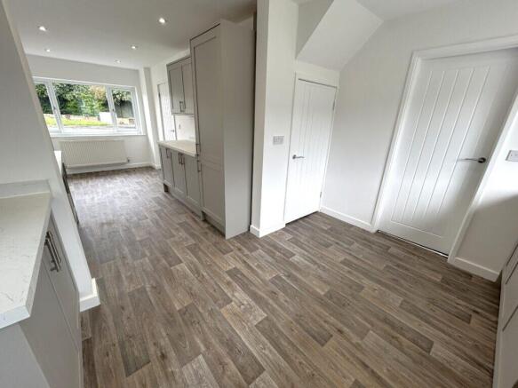 3 bed Semi-Detached for sale Image 5