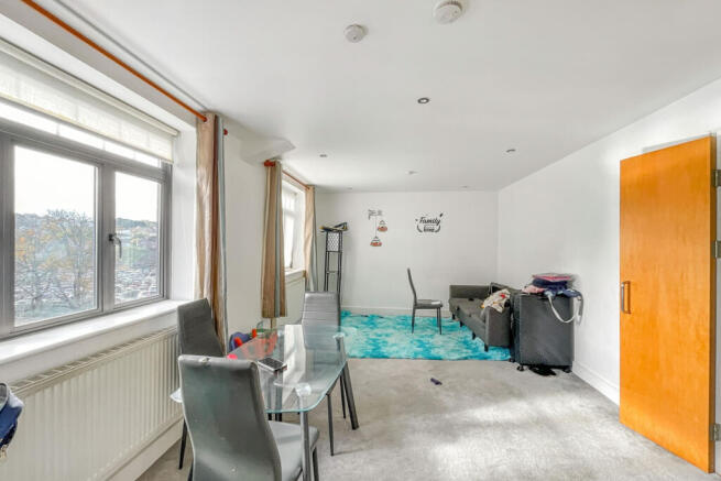 htp48457520251025055333_FC_20251024_7166_IcvNN_...