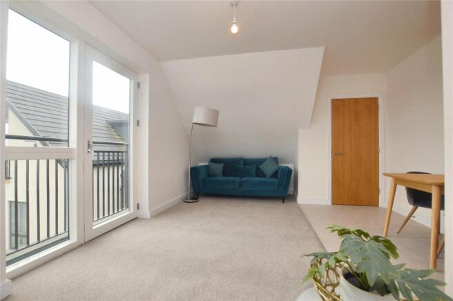2 bed Apartment for sale Image 5