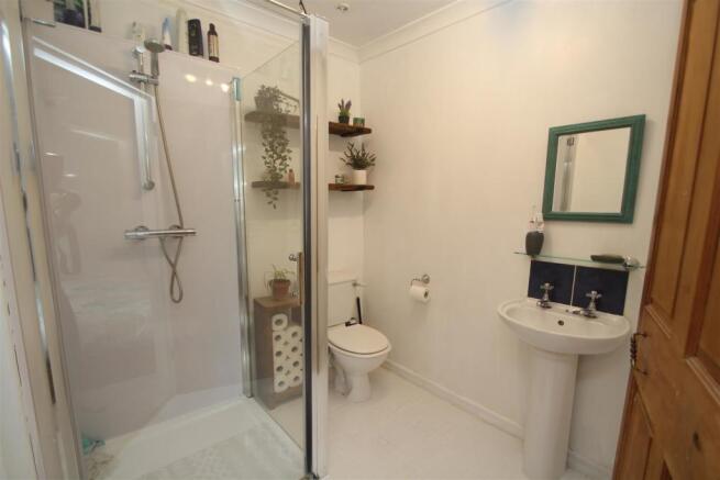 En-suite.JPG