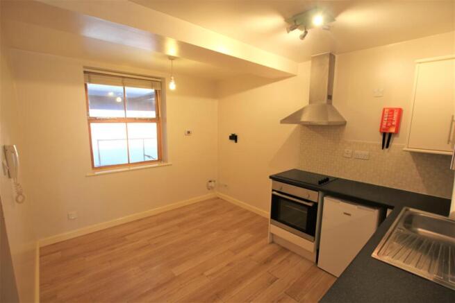 Lounge/Kitchen
