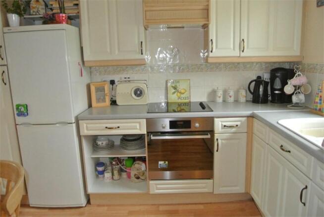 Photo 9