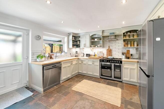 3 bed Terraced for sale Image 12