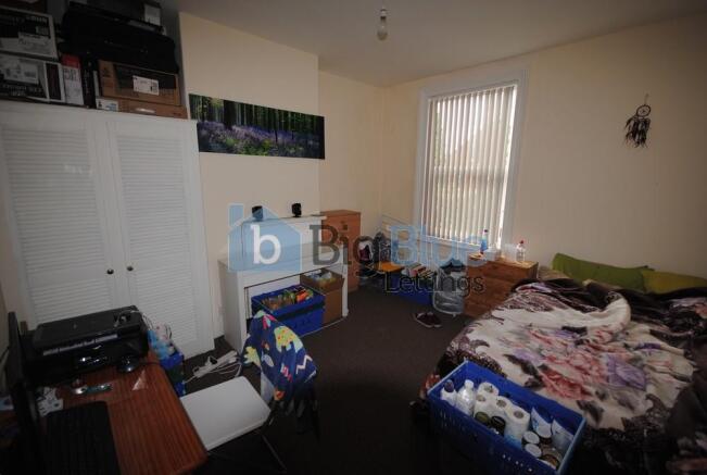 7 bed Terraced to rent Image 7