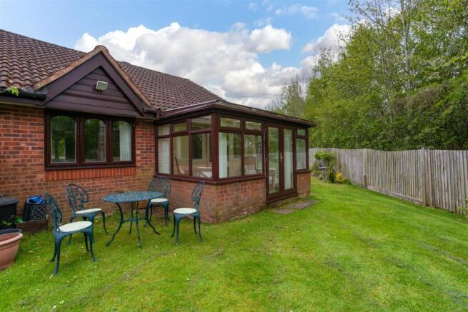 bungalow-derby-close-epsom-downs-106.jpg