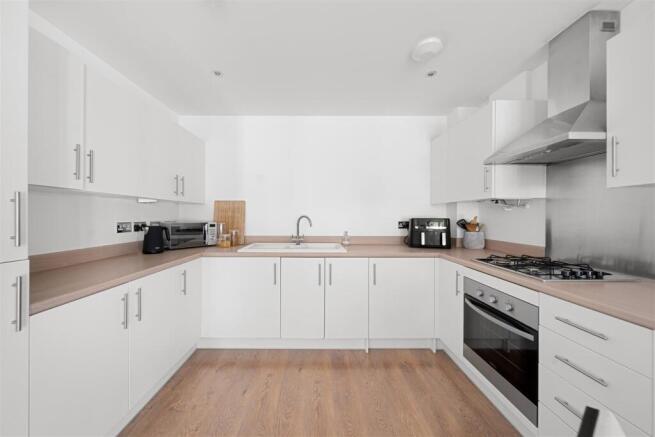 Huxley Drive-03.jpg