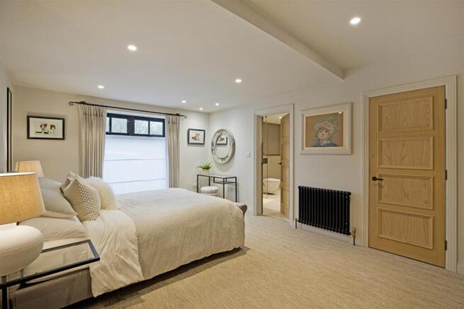 3 bed Barn Conversion for sale Image 8