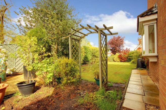 Garden To Side