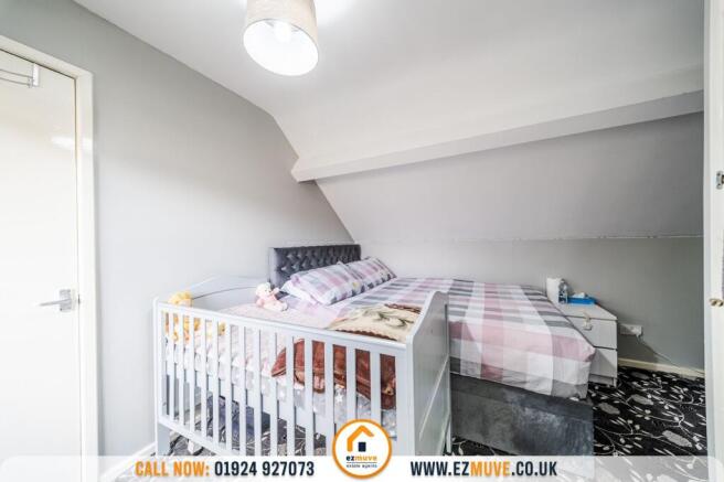 2 bed Semi-Detached Bungalow for sale Image 12