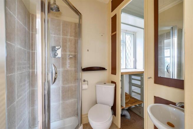Master en-suite