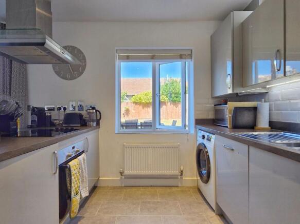 Rosebay Close, Ampthill, Bedfordshire, MK45 photo 4