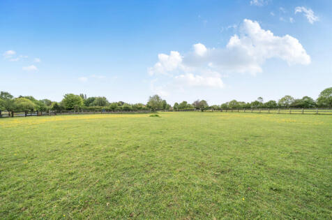 Smithland Court, Greens Norton, Towcester, Northamptonshire, NN12