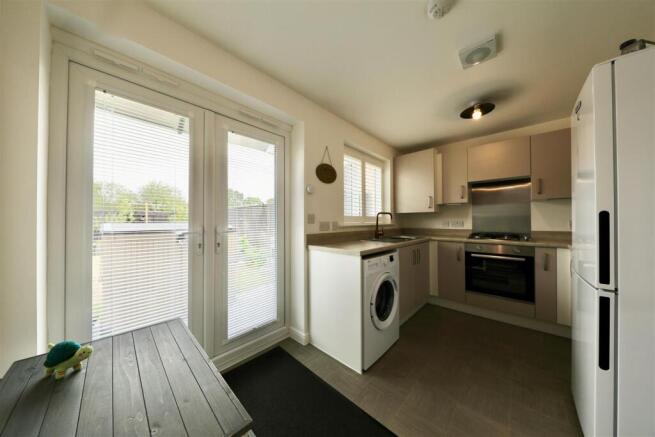 2 bed Semi-Detached for sale Image 7
