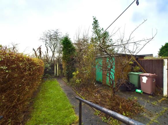 Photo 17