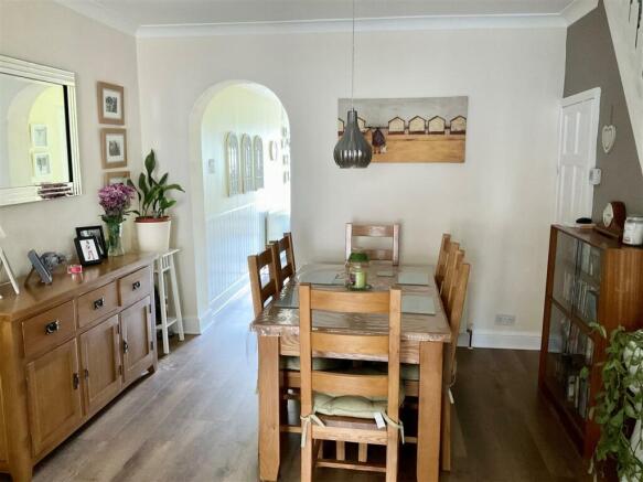 dining room.jpg