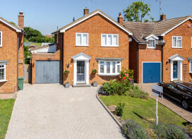 32, Tavistock Close, Milton Keynes MK17 8UY