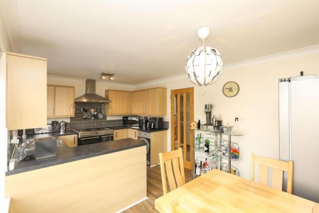 3 bed Detached for sale Image 4