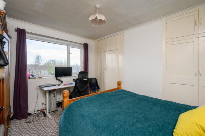 3 bed Semi-Detached for sale Image 12