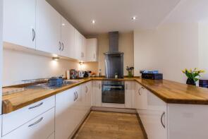 Flat 2, Dron House, Adelina Grove, London E1 3AA