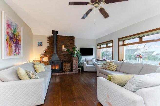 Family Room 1