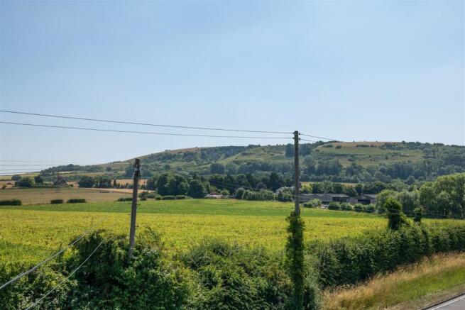 19 Paygate Cottages BN8 5RL-8.jpg