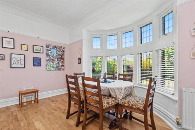 4 bed Semi-Detached for sale Image 7