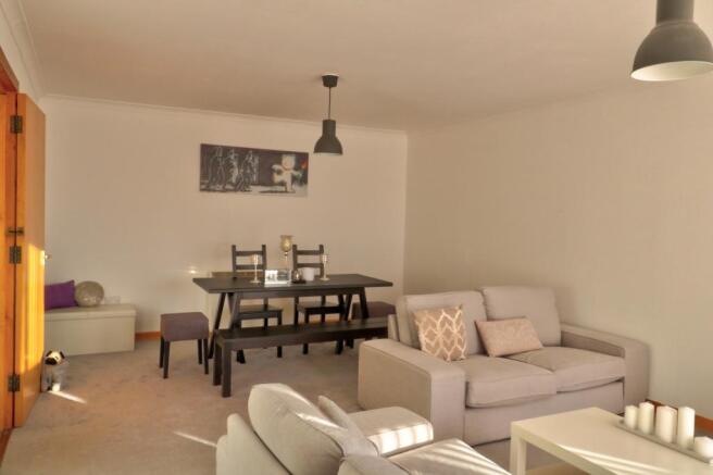 Lounge Dining