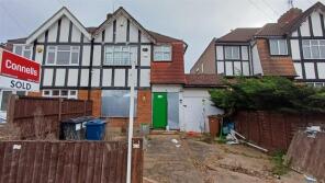 10, Tithe Farm Avenue, Harrow HA2 9AE