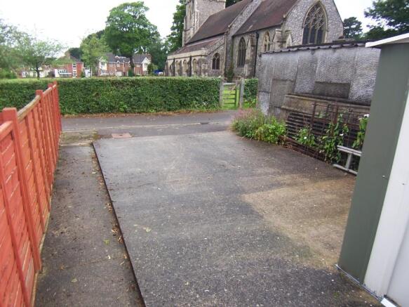 Photo 10