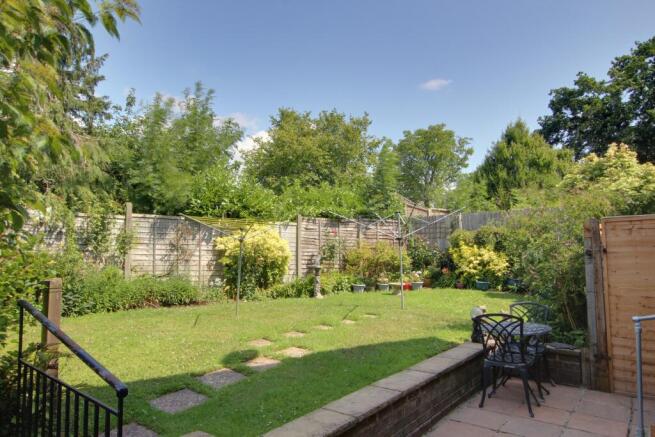 SHARED GARDEN