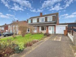 23, Waltham Rise, Melton Mowbray LE13 1EJ