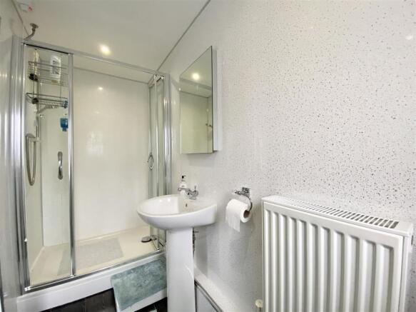 Ensuite Shower Room