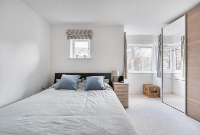 1424633-16-69b053...