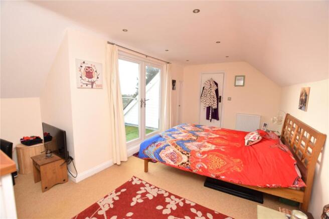 Bedroom 1 Alt