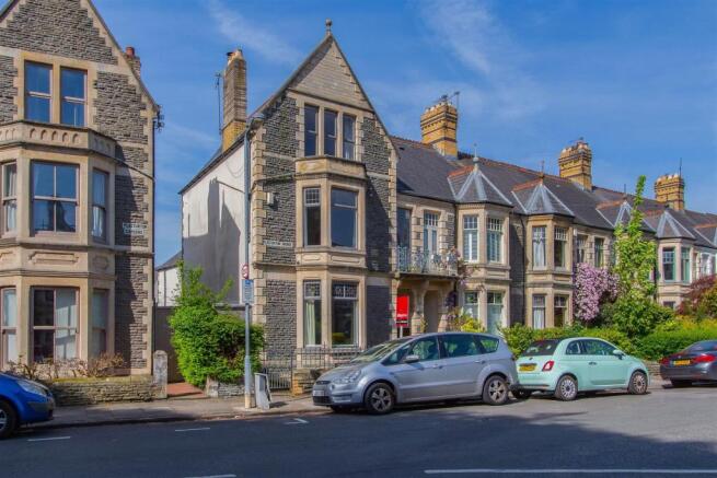 Plasturton 1 externals-6.jpg