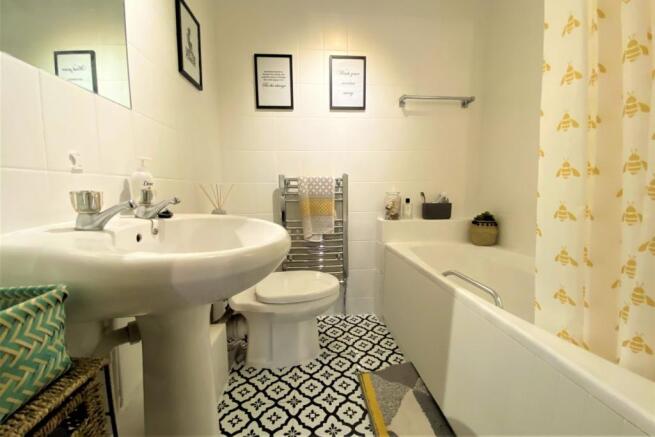 Master En-suite
