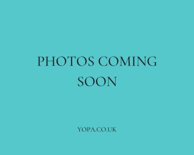 Owlbeech Place, Horsham, RH13