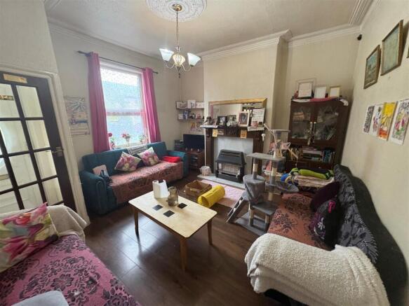 3 bed End of Terrace for sale Image 2