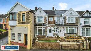 40a, 40, Park Place, Gilfach CF81 8LZ